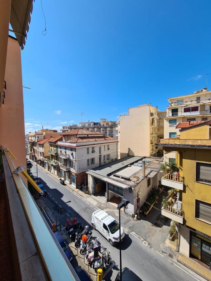 Casa Dell Amore 3 Санремо Экстерьер фото